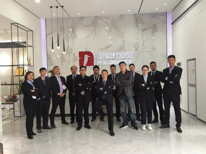 快讯 | 新恒隆企业四川运营服务中心闪亮登场！